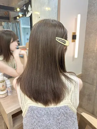 セミロング カラー 櫻坂ヘアメ美容師 すず花🌸のヘアスタイル
