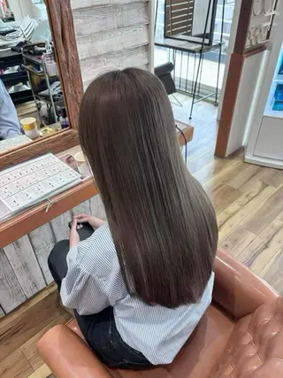ロング カラー &.TIGRE 越冨 レイヤー/顔周り特化のヘアスタイル