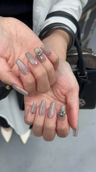 ネイル IROHA Nail 矢掛萌子のネイルデザイン