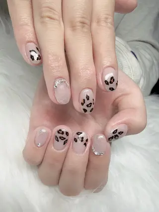 ネイル グィン ティ ナのネイルデザイン