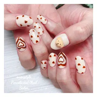 ミディアム ネイル 🐾enen style 🐾のネイルデザイン