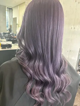セミロング Lilly 中谷友里のヘアスタイル