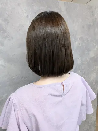 カラー ミディアム 佐藤 璃咲のヘアスタイル