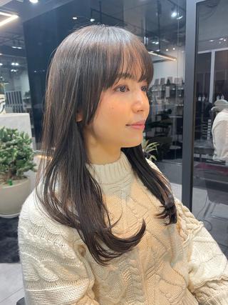 ロング 小田 桜のヘアスタイル
