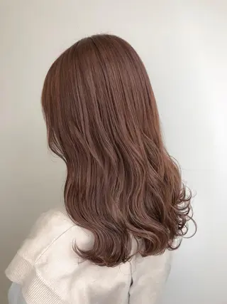 セミロング カラー 【透明感、艶髪】西村 有司のヘアスタイル
