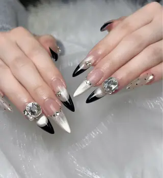 ネイル NEM nailstudioのネイルデザイン