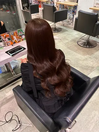 カラー オタク🍒渋谷 🫒オリーブカラーのヘアスタイル