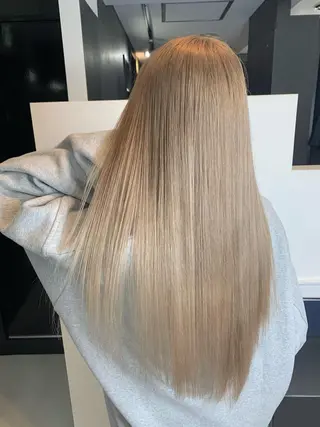 ロング カラー レイヤーカット 千葉　遼のヘアスタイル