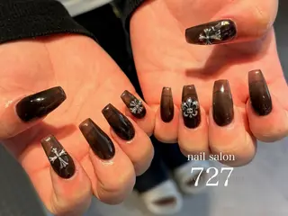 ネイル 727 nailのネイルデザイン