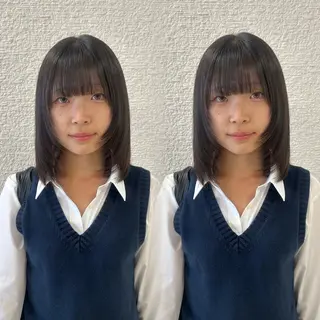 セミロング ブリーチ/ベージュ/ 艶/レイヤー/ゆいなのヘアスタイル