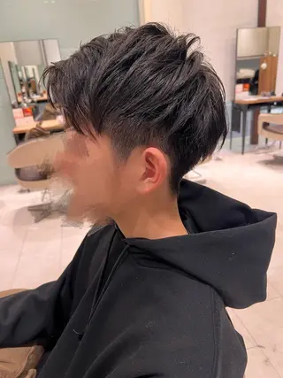 ショート UNIX ワタナベ モモハのヘアスタイル