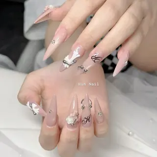 ネイル HIN NAILのネイルデザイン