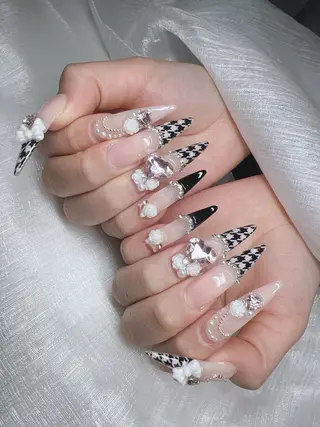 ネイル Lee Nails チップ長さだし専門店のネイルデザイン