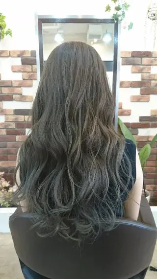 メンズ ロング ツヤ髪ケアカラー✨ 中谷良成のヘアスタイル
