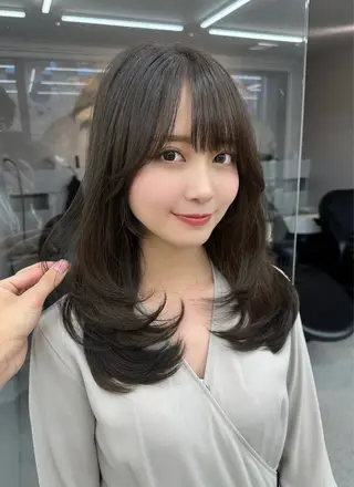 ロング MOMOHA/ 🍑レイヤーカットのヘアスタイル