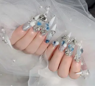 ネイル Lenie Nail Salonのネイルデザイン