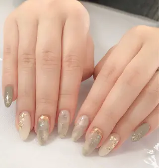 ネイル Moons nail 💅✨のネイルデザイン