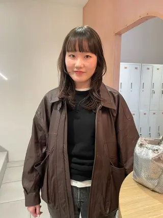 セミロング パーマ 前原  千尋のヘアスタイル