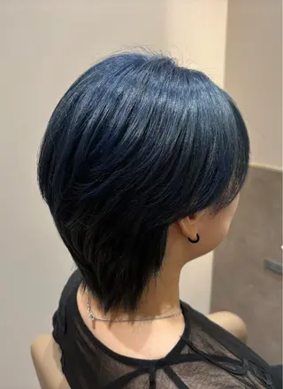 ショート 友利 眞帆のヘアスタイル