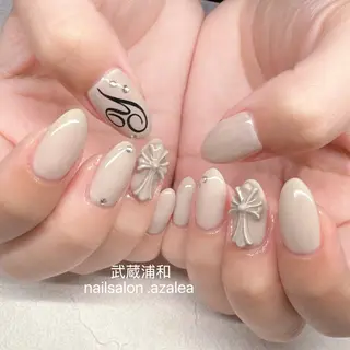 ネイル R inのネイルデザイン