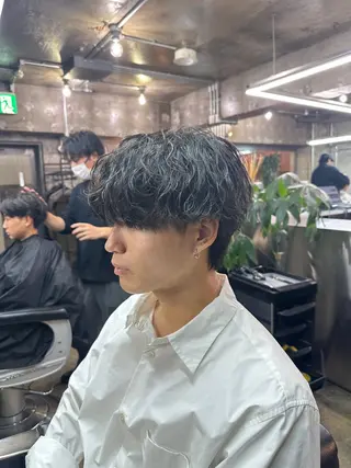パーマ メンズ 松田 潤平／メンズ特化のヘアスタイル
