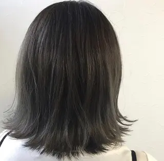 ミディアム 松浦 圭希のヘアスタイル