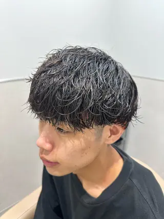パーマ メンズ 曲がる縮毛矯正/メン ズカット髪質改善のヘアスタイル