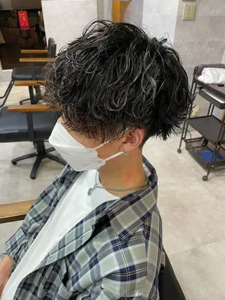 パーマ メンズ 勝毛 広貴のヘアスタイル