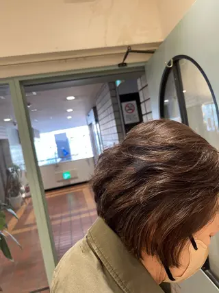 ショート カラー MYA 🤍kanaのヘアスタイル