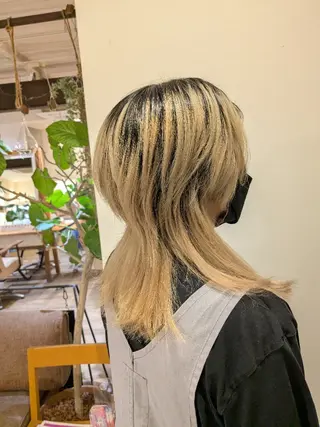 セミロング Spring Akariのヘアスタイル