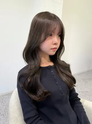 ロング カラー ヘアアレンジ cher. naoのヘアスタイル