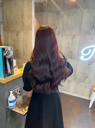 ロング 推し活に可愛く艶モテ カラー/巻きキョウコのヘアスタイル
