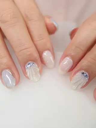 青木 綾子のネイルデザイン