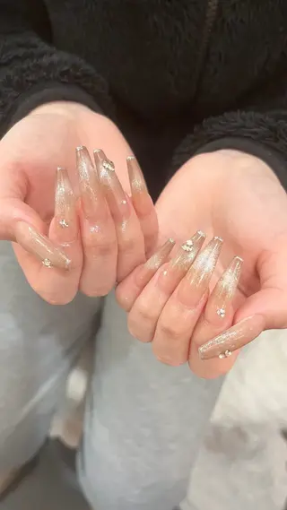 ネイル Nail salon Rhonaのネイルデザイン
