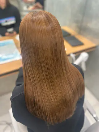 ロング カラー 坂井 咲月のヘアスタイル