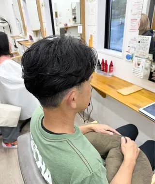 ショート ちほ/顔周りレイヤー /ベージュカラーのヘアスタイル