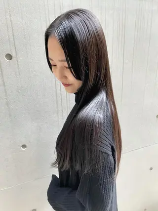 ロング STUD YUKIのヘアスタイル
