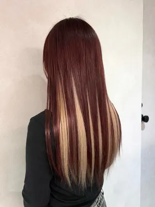 セミロング レイヤー💫Wカラー 🍎森貝洋亮🍎のヘアスタイル