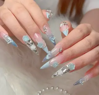 ネイル Julie NailSalonのネイルデザイン