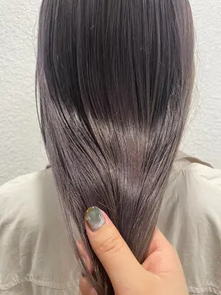 セミロング 渋谷 留菜のヘアスタイル