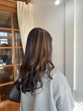 ロング カラー 野澤 優乃のヘアスタイル