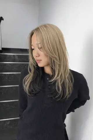 セミロング SHIORI/ ベージュカラー/ボブのヘアスタイル