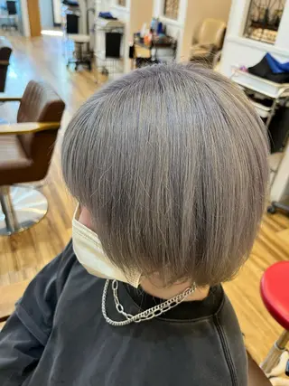 ミディアム カラー 🐰ハイトーンカラー 畠山 渡🐰のヘアスタイル