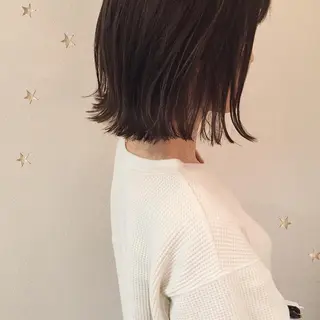 ミディアム カラー 市川 千夏のヘアスタイル