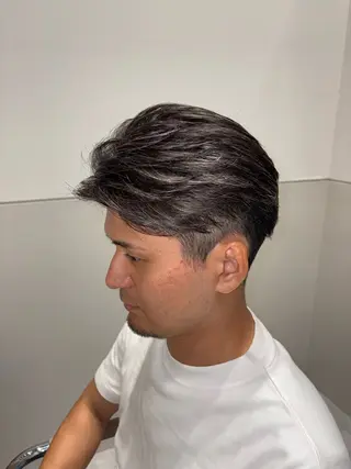 ショート カラー メンズ 吉武 茂暉のヘアスタイル