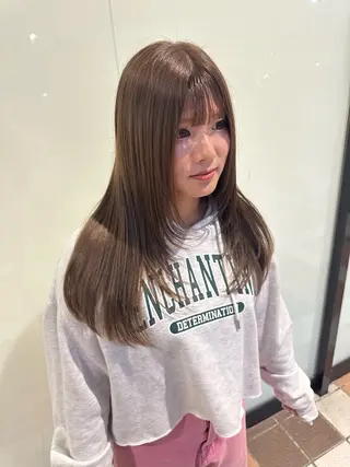 ロング 寺川 ちなつのヘアスタイル
