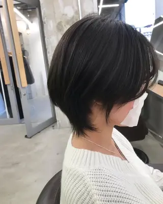 ショート 艶カラー◎矯正⭐髪診 断#天王寺区@山本
のヘアスタイル