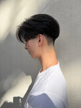 ミディアム パーマ メンズ 💈ニュアンスパーマ センターパート💈のヘアスタイル