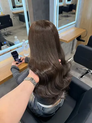 セミロング カラー ヘアアレンジ レイヤー×透明感カラ ーHAYATOのヘアスタイル