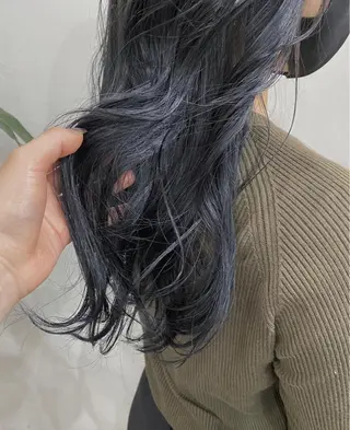 ロング カラー ヘアアレンジ 暗髪カラー🫐 おくだりんかのヘアスタイル